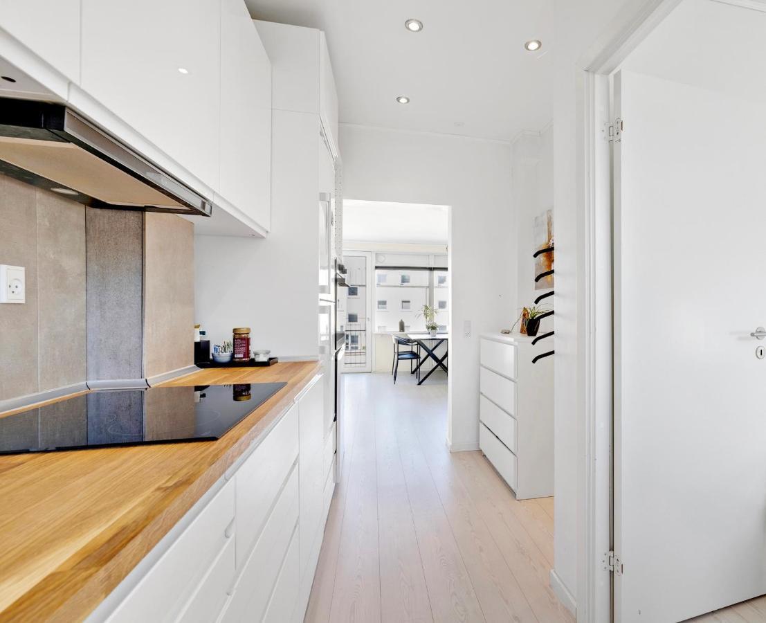 Private Scandinavian Apartment แรนเดอร์ส ภายนอก รูปภาพ