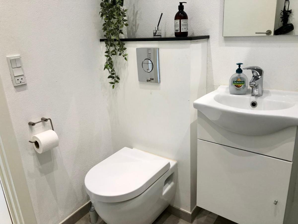 Private Scandinavian Apartment แรนเดอร์ส ภายนอก รูปภาพ